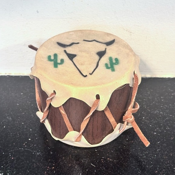 Vintage Native American Rawhide Toy Hand Drum - Picture 2 of 5